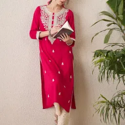 Indo Era Pink Regular Fit Embroidered Kurta-image-47