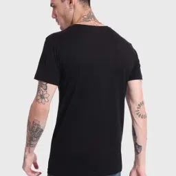 Bewakoof Jet Black High Activity Graphic Printed Regular Fit T-Shirt image 2