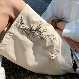 StyleCast Men Floral Printed Regular Fit Shorts image 2