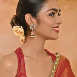 Fida Gold-Plated Kundan Studded & Pearls Beaded Dome Shaped Jhumkas image 3