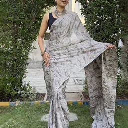 KALINI Floral Printed Jamdani Saree image 4