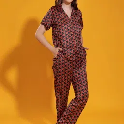 Clovia Multicolor Geometric Print Pajama Set image 4