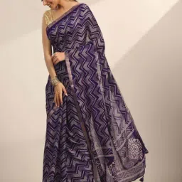 Libas Purple Printed Saree with Unstitched Blouse image 3