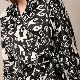 Only Black & White Printed Wrap Dress image 4