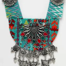 Moedbuille Crystals Studded Handwoven Antique Design Oxidised Silver Plated Tasselled Necklace image 4