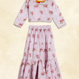 Vastramay Three Fourth Sleeves Seamless Vintage Wallpaper Style Floral Printed Choli With Coordinating Gota Lace Embellished Lehenga - Pink image 3