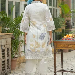 AARAAS Ethnic Motifs Printed Pure Cotton Shirt Collar Straight Kurta With Trouser image 2