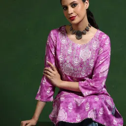 Jaipur Kurti Women Floral Embroidered Thread Work Kurta-image-68