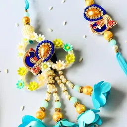 Sangria Multistrand Rakhi image 5