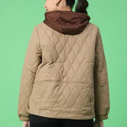 V-Mart Women Lightweight Quilted Jacket image 5