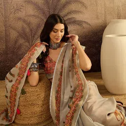 Sangria Motifs Printed Saree with Unstitched Blouse-picture-38