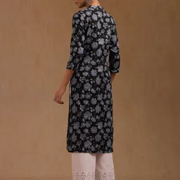Soch Floral Printed Mandarin Collar Thread Work Straight Kurta image 5