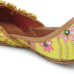 pehnawacraft Casuals For Women image 2