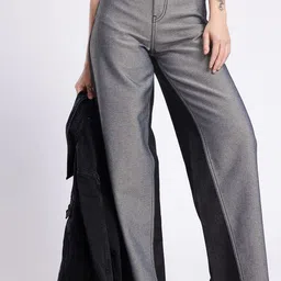 glitchez Women Dual Tone Baggy High-Rise Jeans-image-6