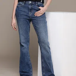 The Roadster Life Co. Women Straight Fit Light Fade Stretchable Jeans-image-66