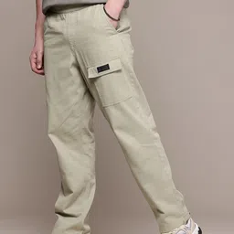 The Roadster Lifestyle Co. Men Relaxed Pure Cotton Loose Fit Trousers image 3