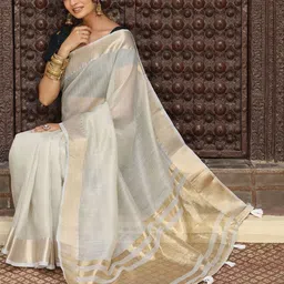 DIVASTRI Women Golden Zari Border Saree With Blouse Piece image 4