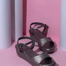 Inc.5 Women's Pewter Ankle Strap Wedges-picture-10