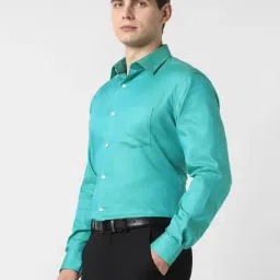 Van Heusen Green Cotton Regular Fit Shirt image 3
