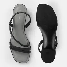 Mochi Women Block Heel Sandals image 5