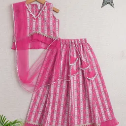 The Magic Wand Cotton Woven Sleeveless Floral Printed Gota Lace Embellished Lehenga Choli With Dupatta Set - Fuchsia image 3