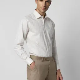 Van Heusen Off White Cotton Regular Fit Printed Shirt image 3