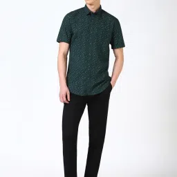 Peter England Green Cotton Slim fit Floral Shirt image 5