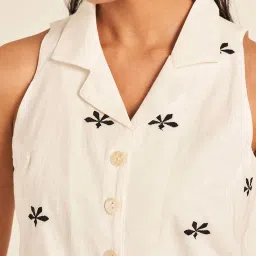 Akkriti by Pantaloons Off White Plain Tunic image 5