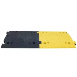 RS PRO High Visibility Rubber Speed Bump 430 mm x 5 m x 70 mm, 1745932 image 3