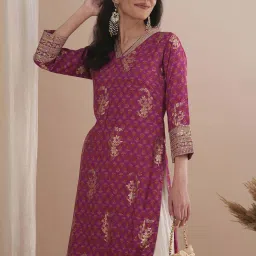 Fashor Mauve Embroidered Straight Kurta image 5