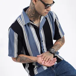 SHOWOFFFF Men Comfort Striped Casual Shirt-picture-39