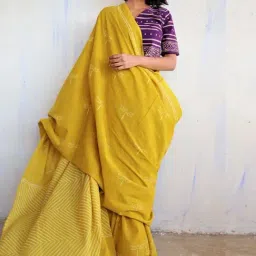 Chidiyaa Yellow Dragonfly Block Printed Cotton Mulmul Saree - Butterfly Girls-picture-0