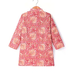 EARTHY TOUCH Cotton Woven Full Sleeves Floral Printed Kurta Dhoti Set - Red image 4