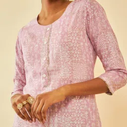 Soch Onion Pink Rayon Floral Foil Printed Kurta With Gotta Patti image 5