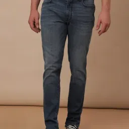 Wrangler Blue Straight Fit Jeans-picture-39