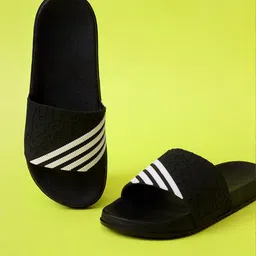 Pampy Angel Men White Flip Flops image 2