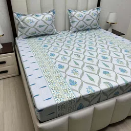 Pure Decor Green & Blue Floral Queen Bedsheet with 2 Pillow Covers-picture-27