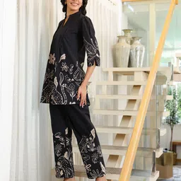 JISORA Floral Printed Pure Cotton Tunic With Trouser Co-Ord Set image 5