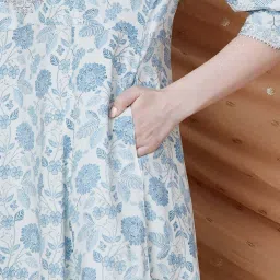 Melange By Lifestyle Off White Regular Fit Floral Print Kurtas image 5