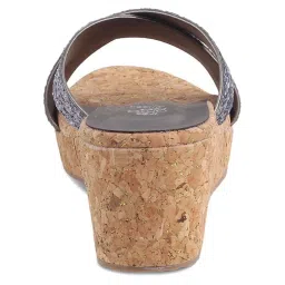 Tresmode Women's Pewter Cross Strap Wedges image 5