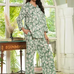 SAY Green Printed Pyjamas Set image 5