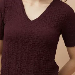 Code By Lifestyle Wine Regular Fit Top image 5