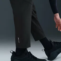 Nike Pro Training Men's Dri-FIT Trackpants image 4