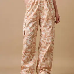 Bewakoof Pink Relaxed Fit Mid Rise Cargos-image-53