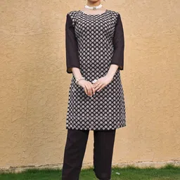 Moda Rapido Women Ethnic Motifs Embroidered Regular Thread Work Kurta with Trousers-image-17