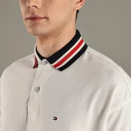 TOMMY HILFIGER Off-white Regular Fit Cotton Solid Polo T-Shirt image 5