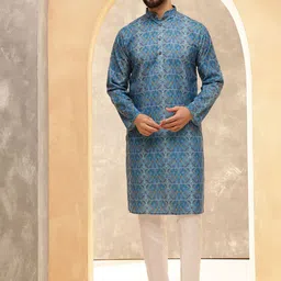 SOJANYA Men Geometric Embroidered Kurta-image-6