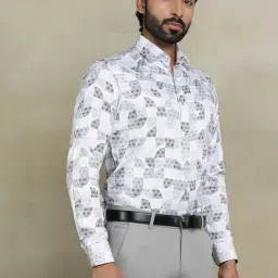 Wyre White Cotton Slim Fit Geometric Print Shirt image 4