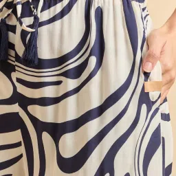 Sweet Dreams White Printed Pyjama image 5