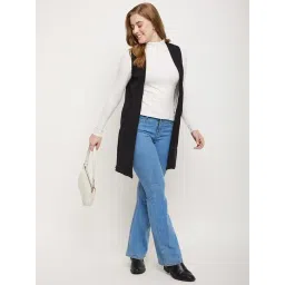 BRINNS Black Fleece Shrug image 4